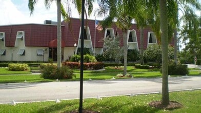 108 Amherst Ln, Unit 108 in Greenacres, FL - Foto de edificio - Building Photo