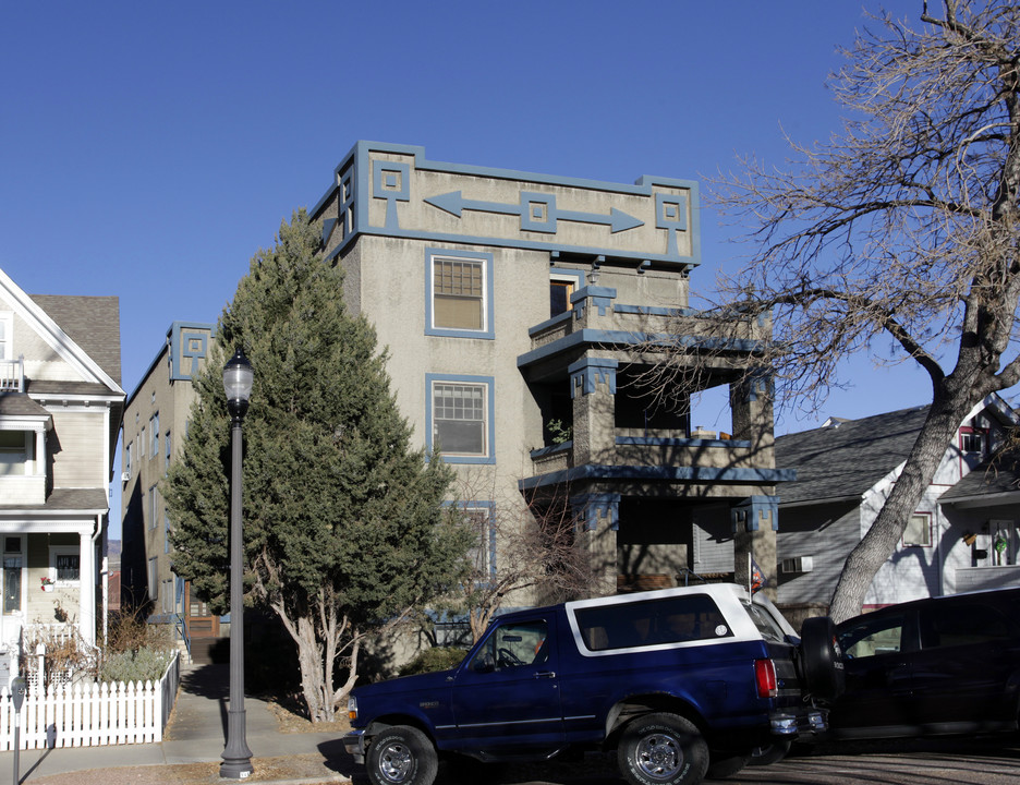 GREYSTONE MANOR in Colorado Springs, CO - Building Photo