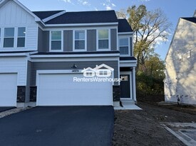 14979 Avondale Vw in Rosemount, MN - Building Photo