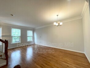 42570 Magellan Square in Ashburn, VA - Building Photo - Building Photo