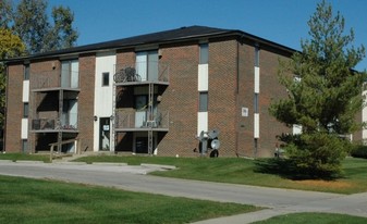 1915 Tracy Dr Apartments