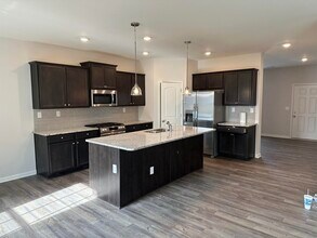 2470 Dittney Ln in Lexington, KY - Building Photo - Building Photo