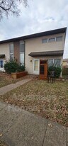824 N 70th St in Kansas City, KS - Building Photo