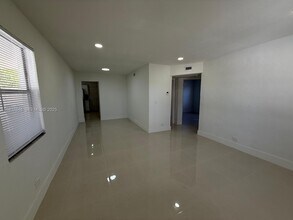 1494 W 34th St in West Palm Beach, FL - Building Photo - Building Photo