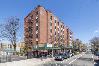 563 Dumont Ave in Brooklyn, NY - Building Photo - Building Photo