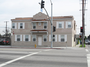 9124 S Broadway in Los Angeles, CA - Building Photo - Building Photo