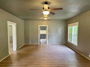 2121 Ave I in Wichita Falls, TX - Building Photo - Building Photo