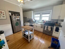 281 Alewife Brook Pky, Unit #2T in Somerville, MA - Building Photo