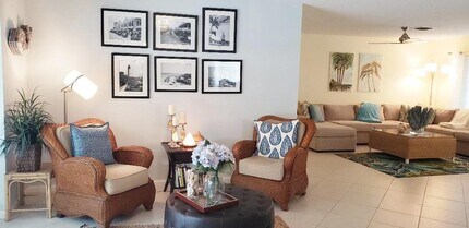 1150 Emerald Ln in West Palm Beach, FL - Building Photo - Building Photo