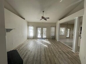4508 NW 37th Terrace in Gainesville, FL - Building Photo - Building Photo