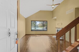 505 Clearwater Dr in Champaign, IL - Building Photo - Building Photo