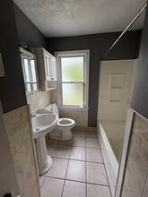 5210 Cato St in Maple Heights, OH - Foto de edificio - Building Photo