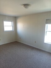 70 Lamoille View Ln, Unit 103 in Jeffersonville, VT - Foto de edificio - Building Photo