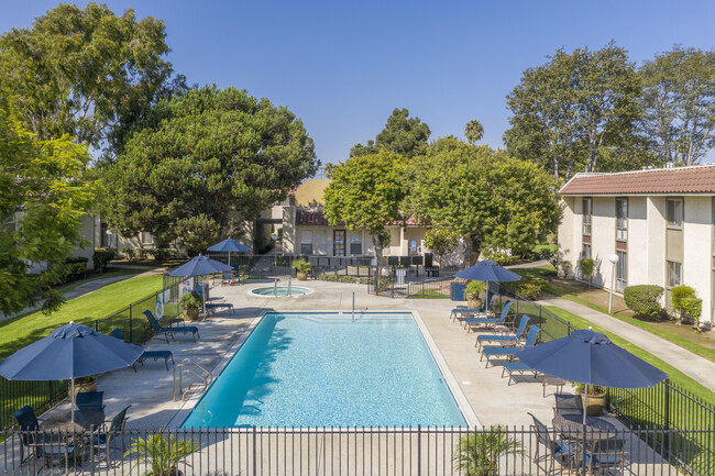 Ocean Park Apartments in Oceanside, CA - Foto de edificio - Other