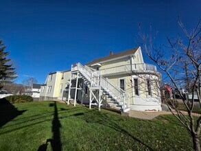 110 Main St in Griswold, CT - Building Photo - Building Photo