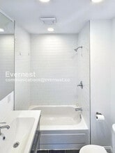 905 Pine St in Oakland, CA - Building Photo - Building Photo