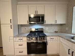 2512 Dukeland Dr in St. Louis, MO - Building Photo - Building Photo