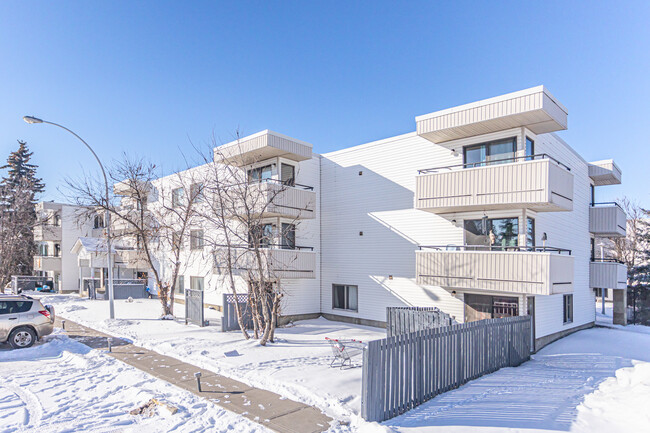 Amblewood Terrace Apartments in Edmonton, AB - Building Photo - Building Photo