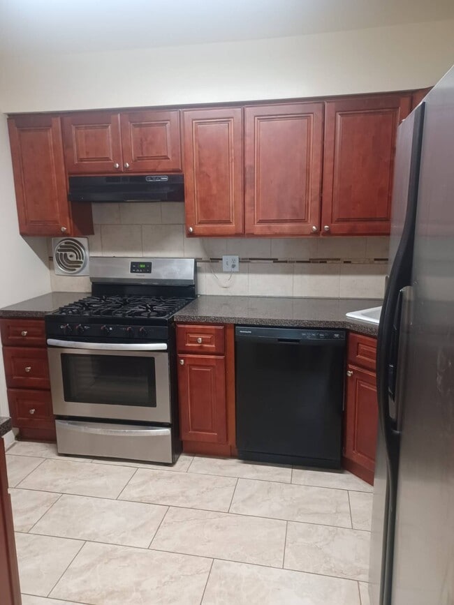 156-50-156-78 78th St in Queens, NY - Building Photo - Building Photo