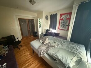 129 West St, Unit 2 in Worcester, MA - Building Photo - Building Photo