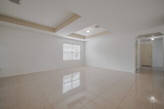 6814 Shallow River Ct in Spring, TX - Foto de edificio - Building Photo