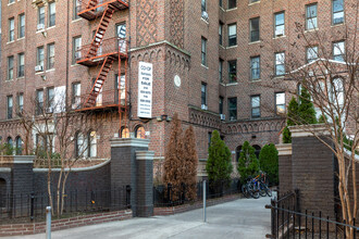 180 Lenox Rd in Brooklyn, NY - Building Photo - Building Photo