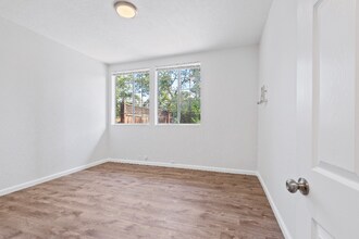 2065 15th Ave in Sacramento, CA - Building Photo - Building Photo