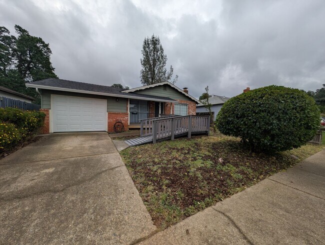 property at 1357 Jeffries Ave