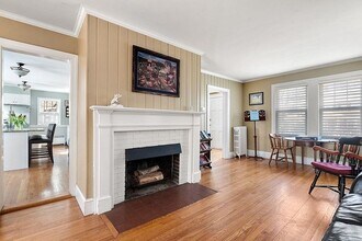 407 Weston Rd in Wellesley, MA - Building Photo - Building Photo