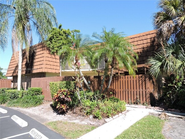 1316 SW 118th Terrace