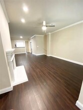 5443 Caruth Haven Ln in Dallas, TX - Building Photo - Building Photo