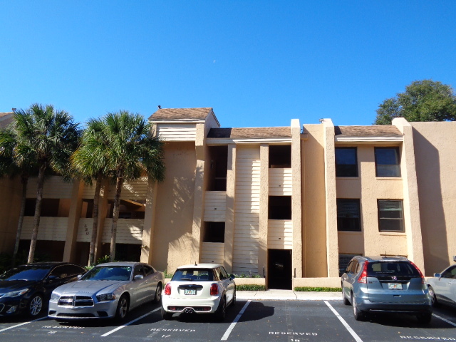 530 Cranes Way, Unit 306 in Altamonte Springs, FL - Building Photo