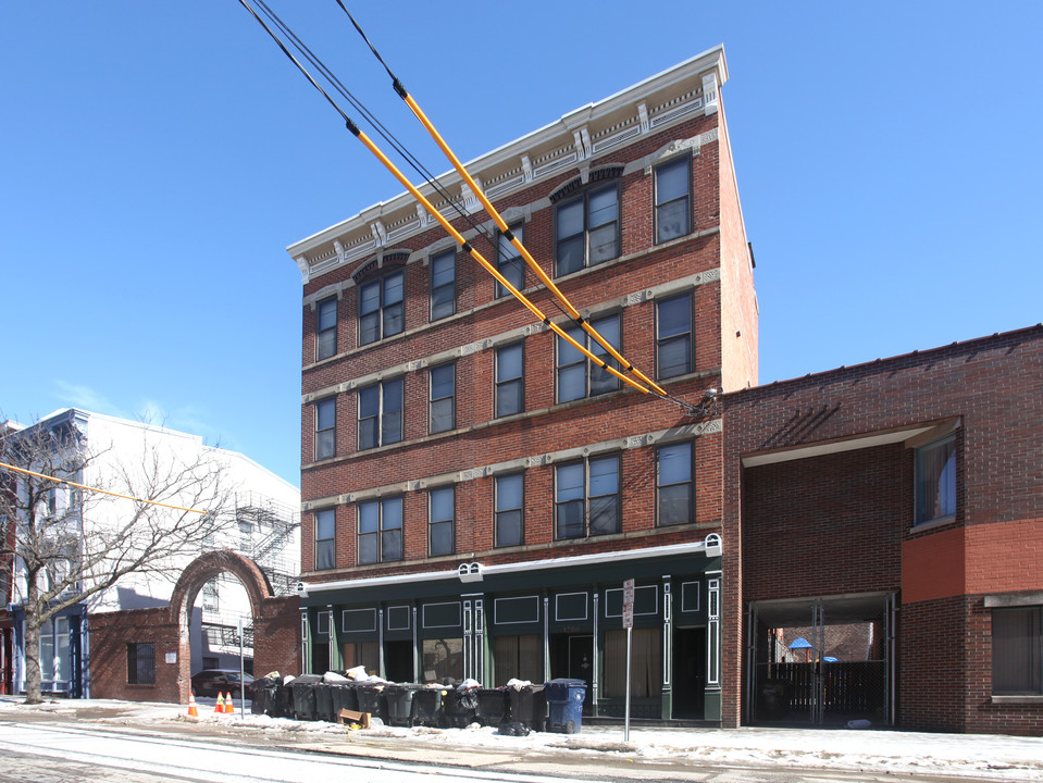 1708 Race St in Cincinnati, OH - Building Photo