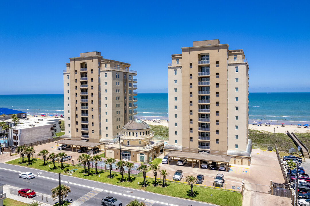 Lighthouse Condos in South Padre Island, TX - Building Photo