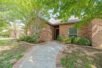 5916 Pedernales Dr in Midland, TX - Building Photo - Building Photo