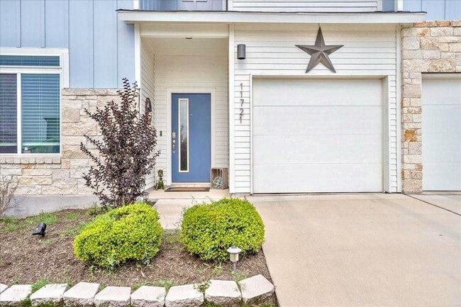 11721 American Mustang Lp in Manor, TX - Building Photo - Building Photo