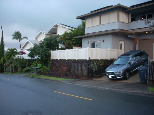 property at 2379 Halekoa Dr