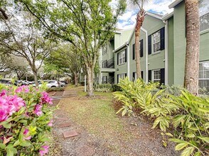 1997 Dixie Belle Dr in Orlando, FL - Building Photo - Building Photo