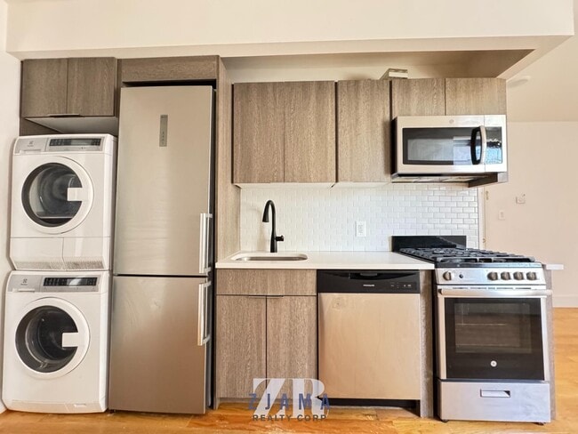 property at 600 E 22nd St