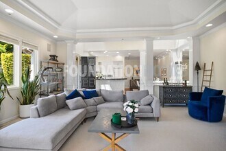 6 Oak Rd in Larkspur, CA - Building Photo - Building Photo