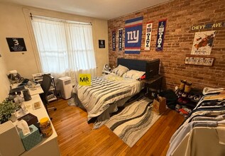 880 Huntington Ave, Unit 2 in Boston, MA - Building Photo - Building Photo