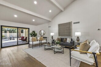 7339 E Solano Dr in Scottsdale, AZ - Building Photo - Building Photo