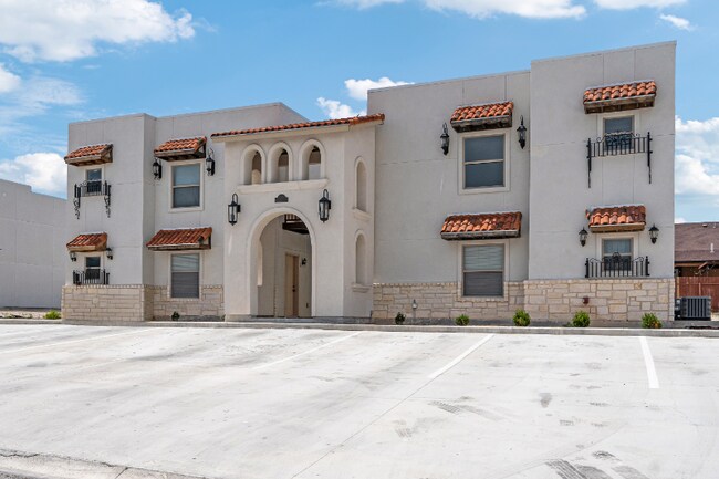 110 Colorado St in Del Rio, TX - Foto de edificio - Building Photo