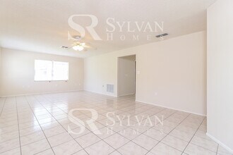 6200 Central Ave in New Port Richey, FL - Building Photo - Building Photo