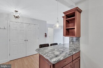 2401 H St NW in Washington, DC - Foto de edificio - Building Photo