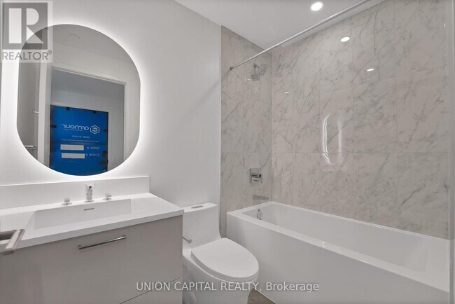 36 Olive Ave in Toronto, ON - Building Photo - Building Photo