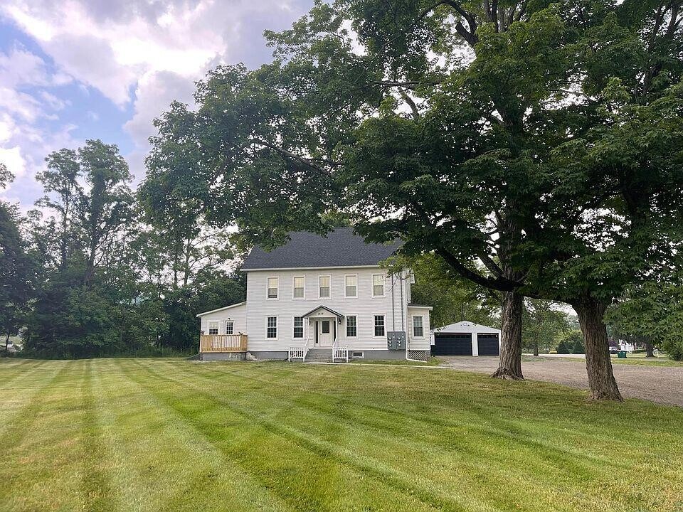 1419 NY-376 in Wappingers Falls, NY - Building Photo