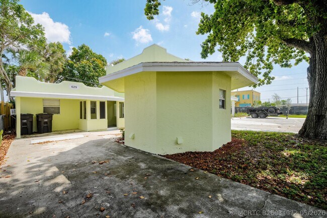 627 Bunker Rd