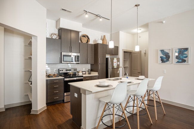 The Boulevard At Oakley Station