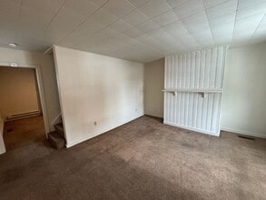 1411 Martha St in Munhall, PA - Building Photo - Building Photo